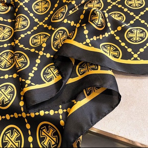 High quality long silk satin scarf 🧣 - Picture 2 of 6
